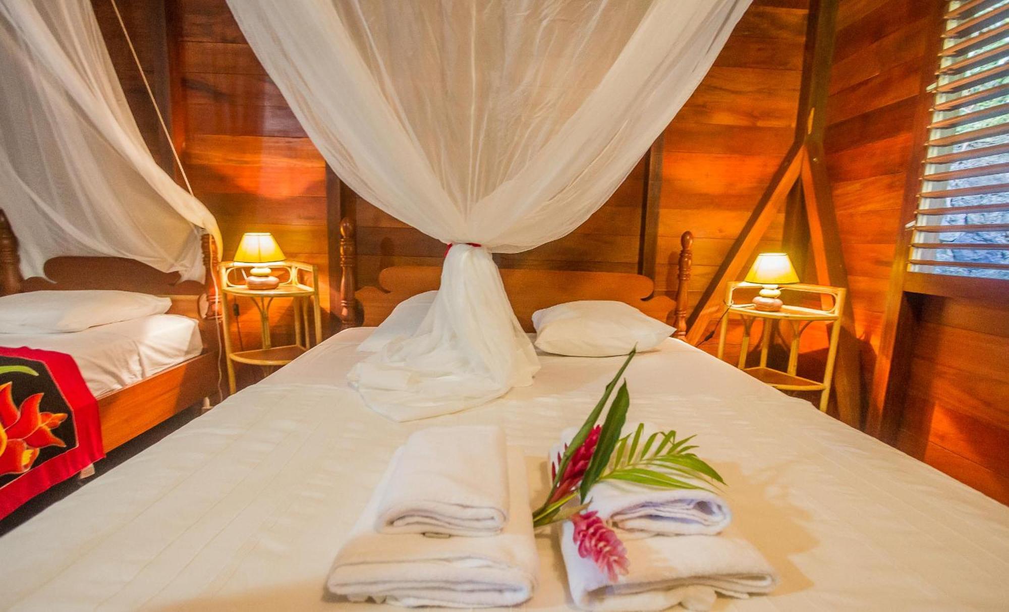 Ecolodges Karet デエエ エクステリア 写真
