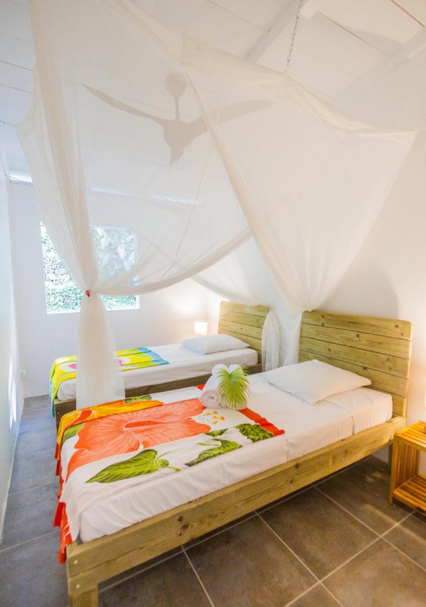 Ecolodges Karet デエエ エクステリア 写真