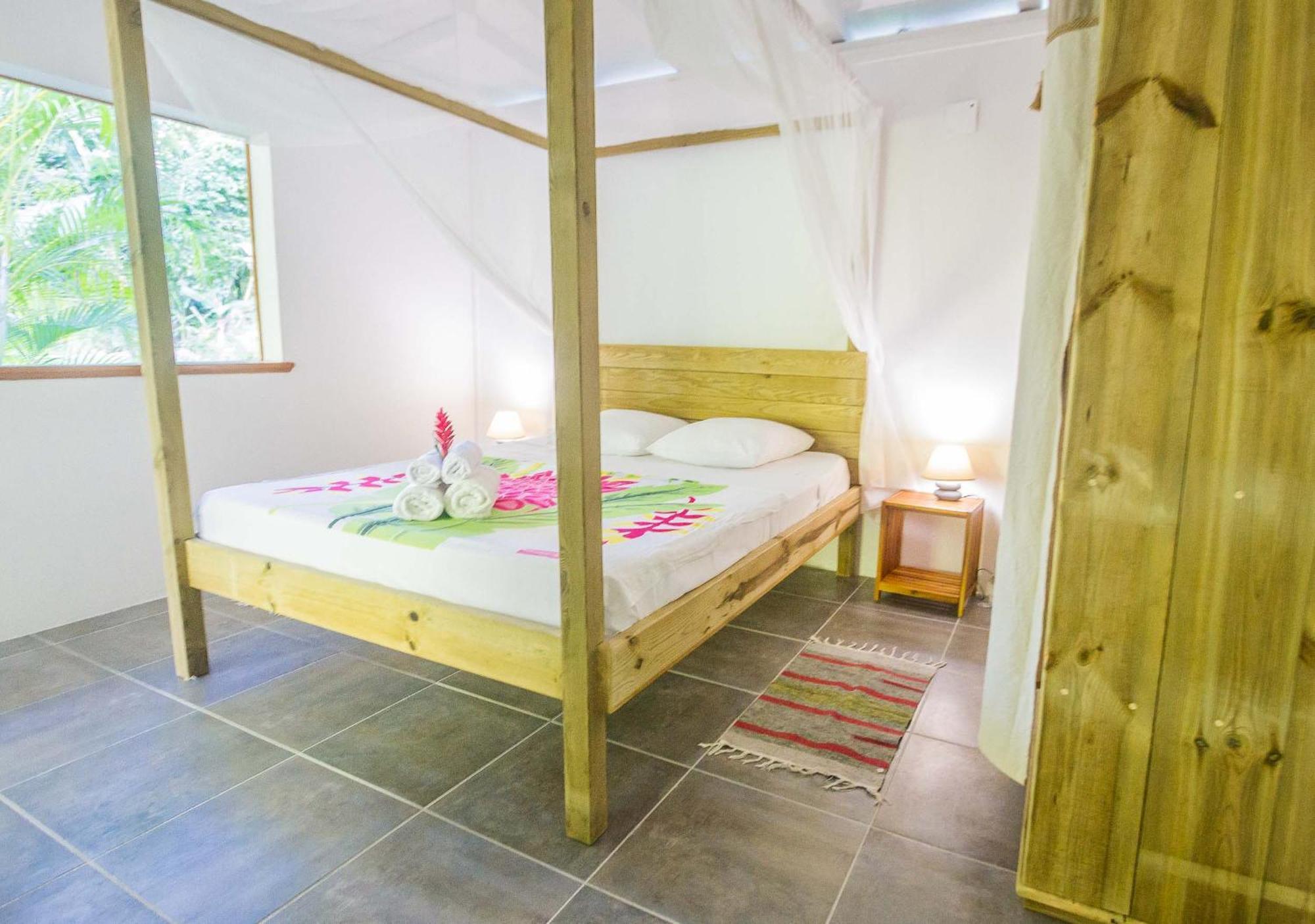 Ecolodges Karet デエエ エクステリア 写真